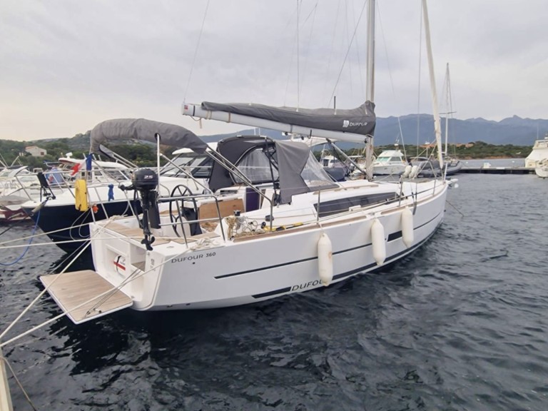 Segelboot mit oder ohne Skipper Dufour mieten in Ajaccio