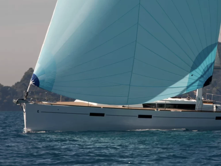 YachtCharter in Ajaccio - Bénéteau Oceanis 45 auf SamBoat