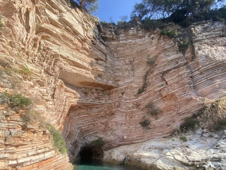 Saver Saver 690 Open mieten Saranda