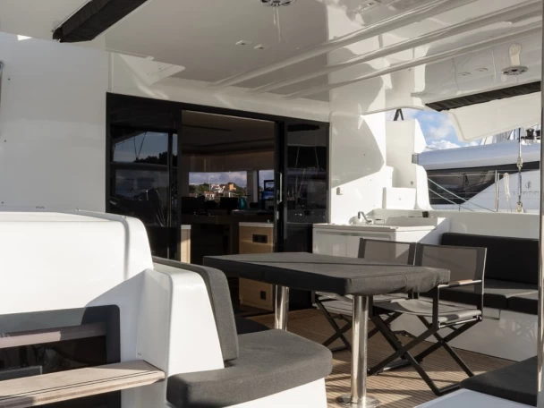 YachtCharter in Trogir - Lagoon Lagoon 51 auf SamBoat