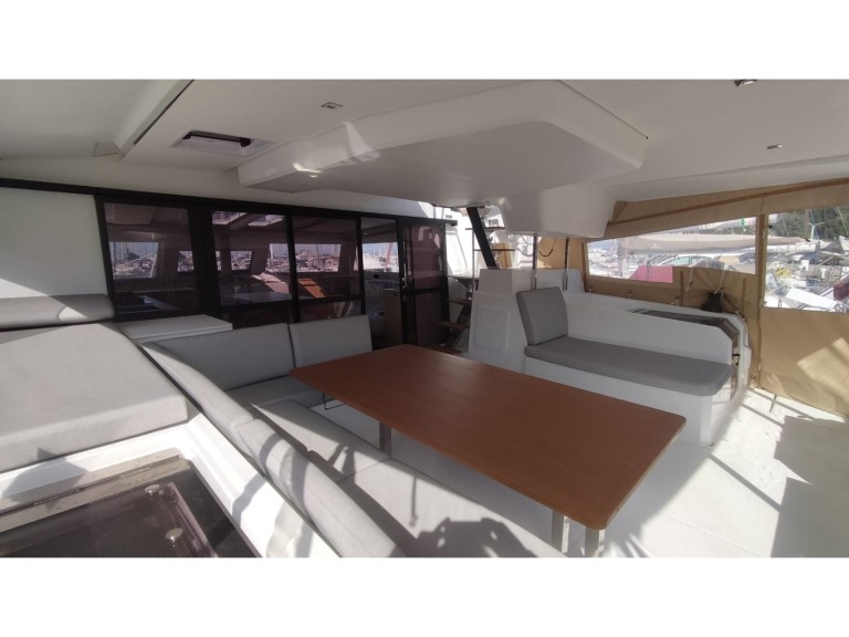 Katamaran mit oder ohne Skipper Fountaine Pajot mieten in Castellammare di Stabia