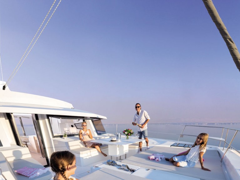 Vermietung Katamaran Bali Catamarans mit Führerschein