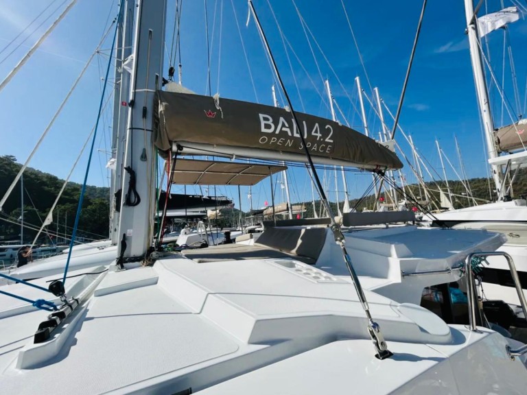 Katamaran mit oder ohne Skipper Bali Catamarans mieten in Lefkáda