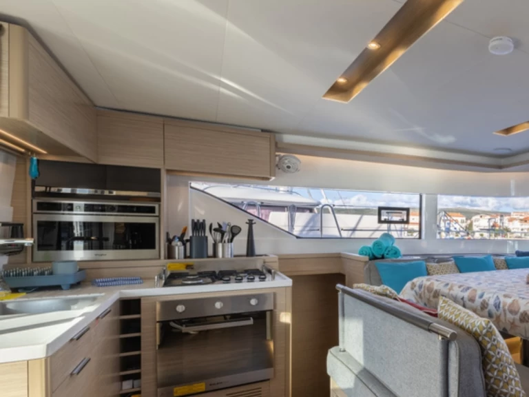 Katamaran mit oder ohne Skipper Lagoon mieten in Trogir