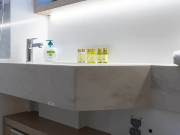 Vermietung Katamaran Lagoon mit Führerschein