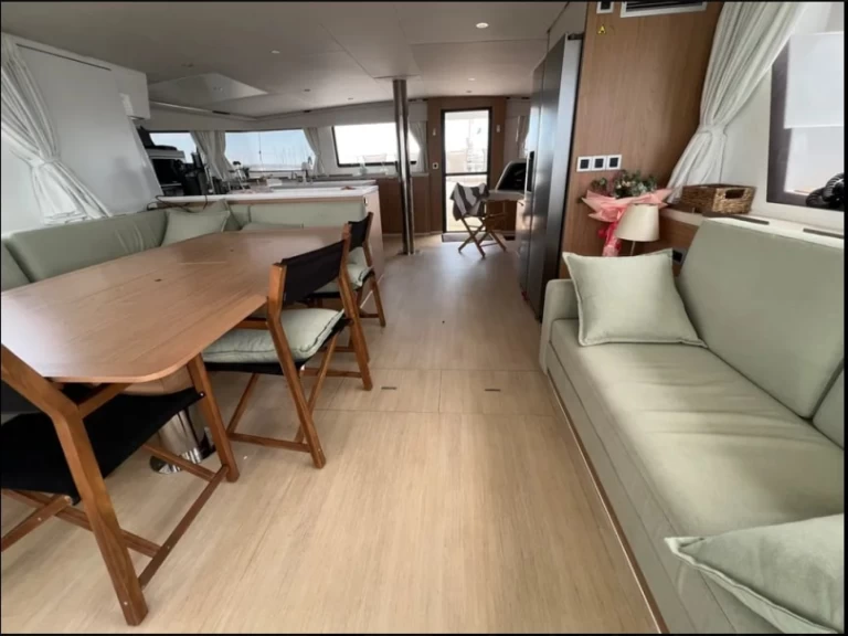 Katamaran mieten in Aalsmeer zum besten Preis