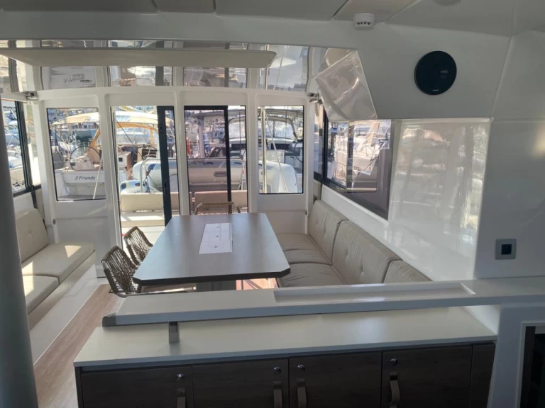 Katamaran mieten in Šibenik zum besten Preis