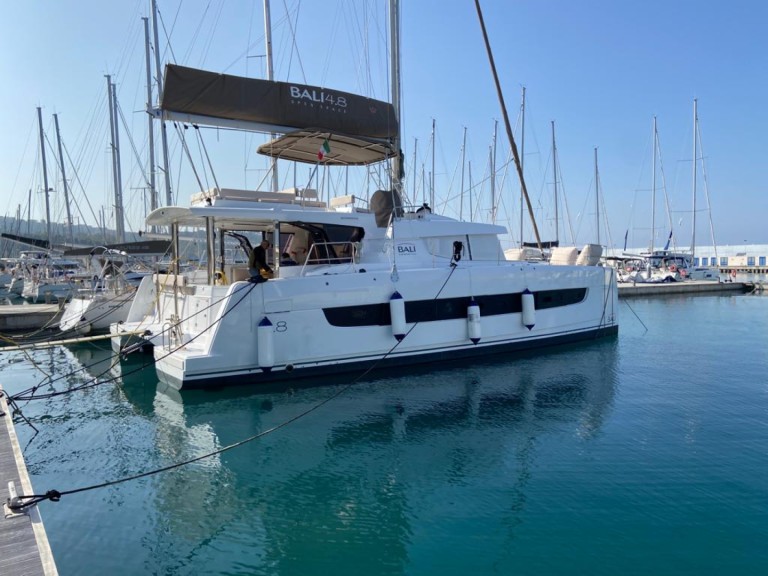YachtCharter in Provincia di Sassari - Bali Catamarans Bali 4.8 auf SamBoat