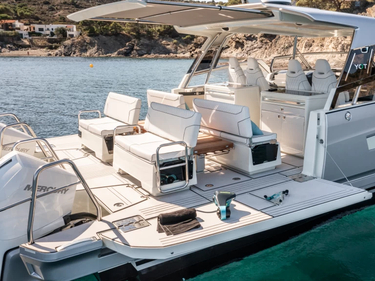 Vermietung Motorboot  mit Führerschein