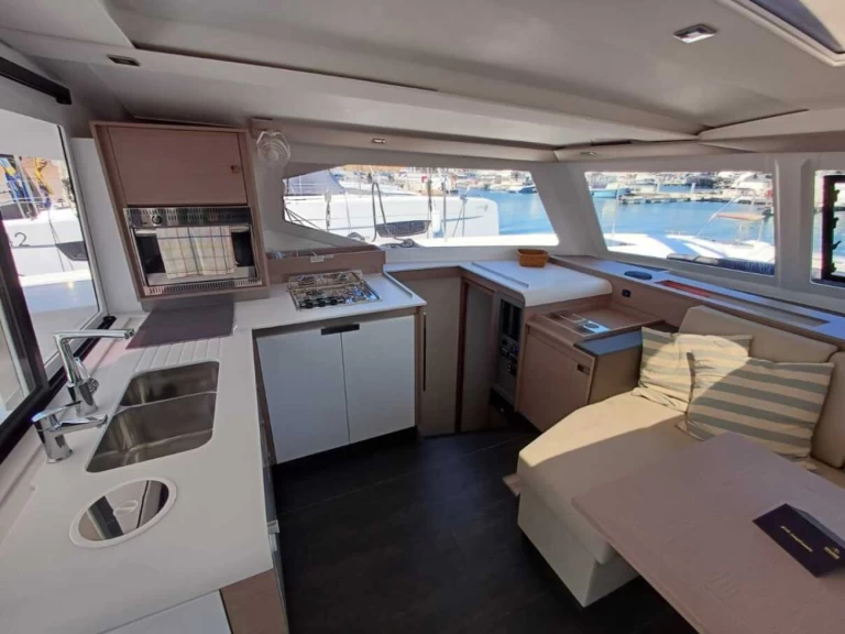Bootsverleih Fountaine Pajot Isla 40 Rhodos Samboat
