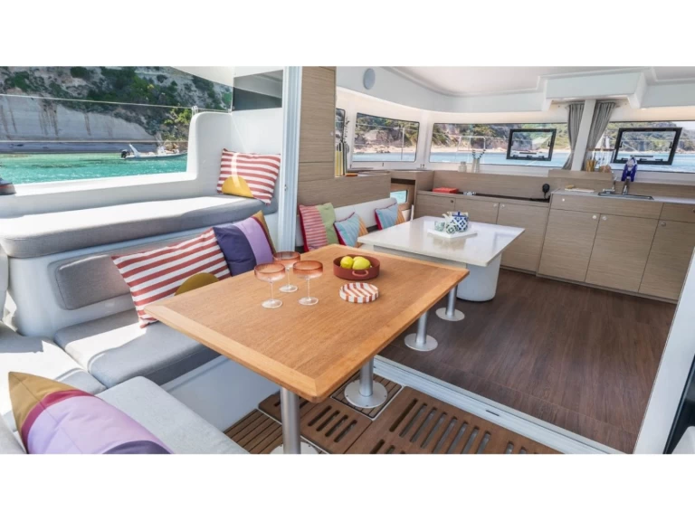 YachtCharter in Furnari - Lagoon Lagoon 38 auf SamBoat