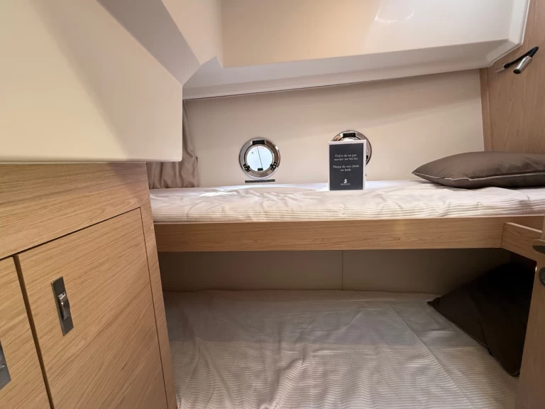 Bootsverleih Bénéteau Swift Trawler 37 Fly Split Samboat