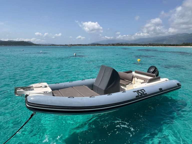 Schlauchboot mieten in Marseille zum besten Preis