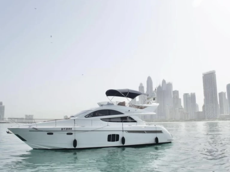Yacht mieten in Dubai Marina - PHANTOM Phantom, 52 