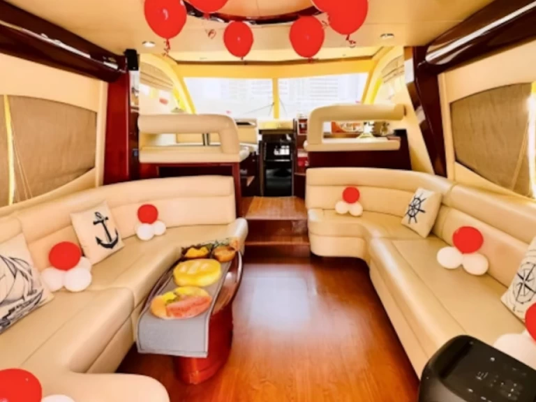 Bootsverleih Majesty Yachts 50 Dubai Marina Samboat