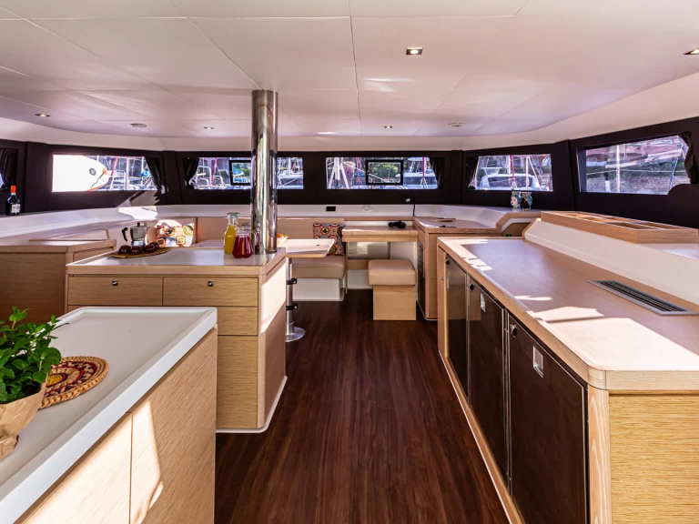 YachtCharter in Palermo - Dufour Dufour Catamarans 48 Sail auf SamBoat