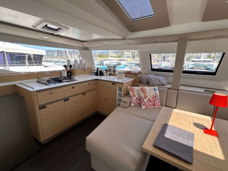 Katamaran mieten in Salerno - Fountaine Pajot Elba 45