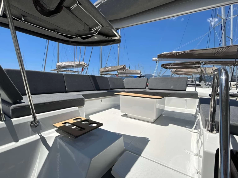 Katamaran mit oder ohne Skipper Fountaine Pajot mieten in Salerno