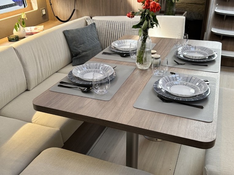 YachtCharter in Split - Bénéteau Oceanis 47 auf SamBoat