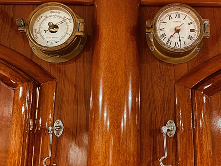 Ein Ocean Yachts Ocean Star 56.1 mieten in Marseille