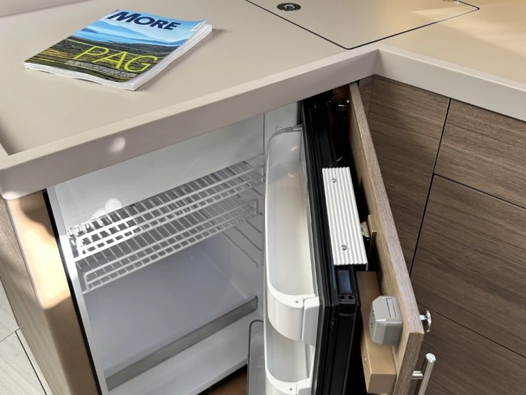 Segelboot mit oder ohne Skipper Bénéteau mieten in Split