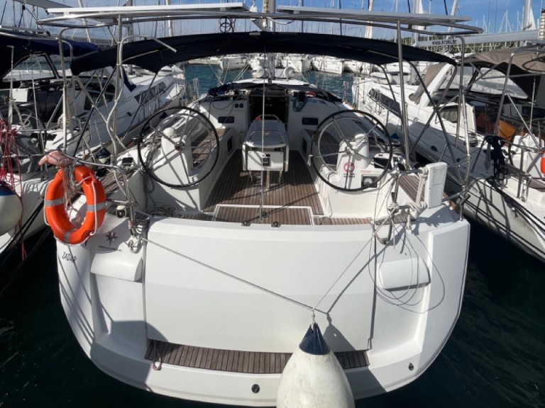 Jeanneau Sun Odyssey 479 mieten Sukošan