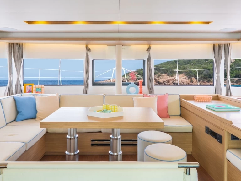 YachtCharter in Kaštela - Lagoon Lagoon 51 auf SamBoat