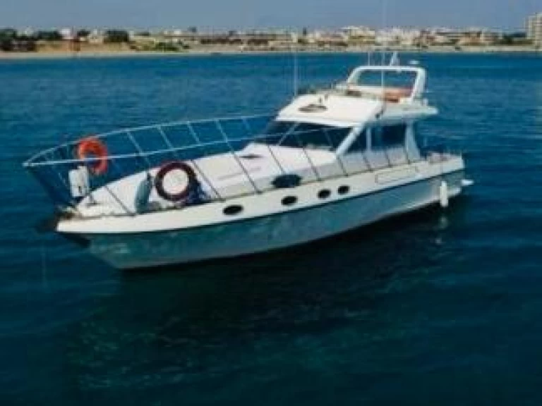 Motorboot mieten in Ameglia - Piantoni 39 evolution fly