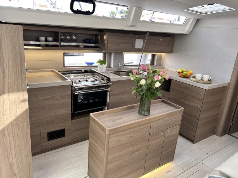 Segelboot mit oder ohne Skipper Bénéteau mieten in Split