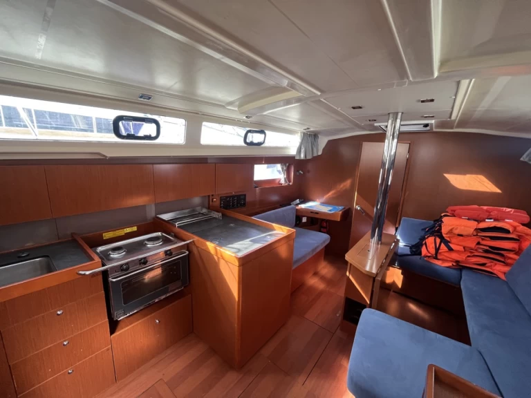 Vermietung Segelboot Bénéteau mit Führerschein