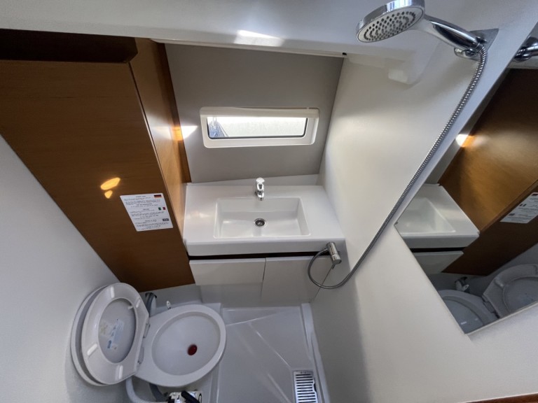 Jeanneau Sun Odyssey 490 mieten Sukošan