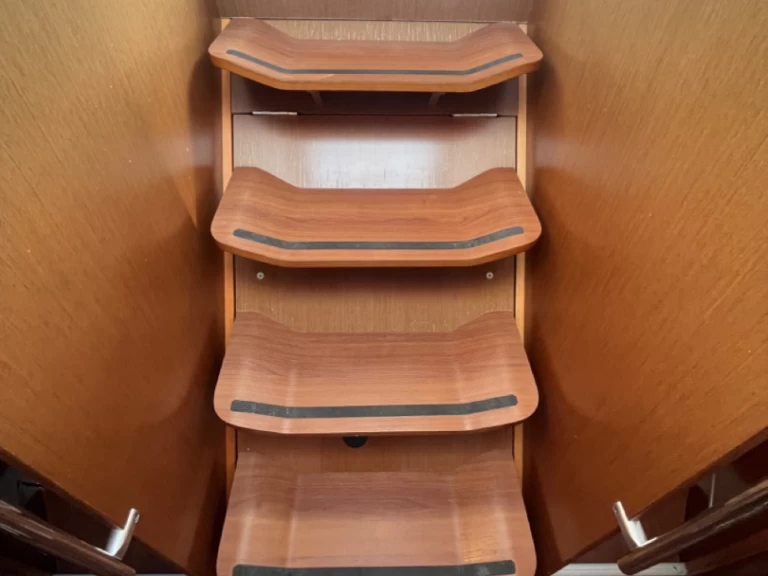 Ein Bénéteau Oceanis 45 mieten in Sukošan