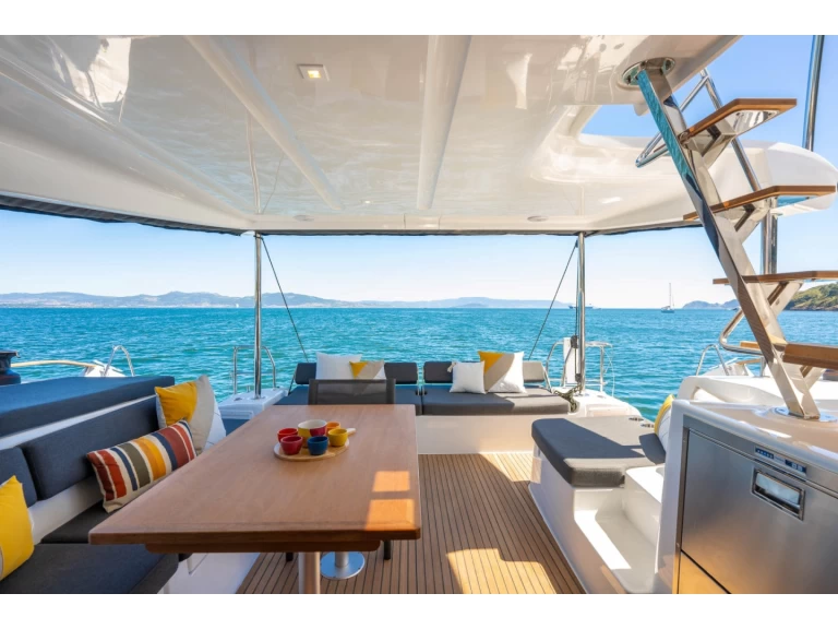 YachtCharter in Trapani - Lagoon Lagoon 43 auf SamBoat