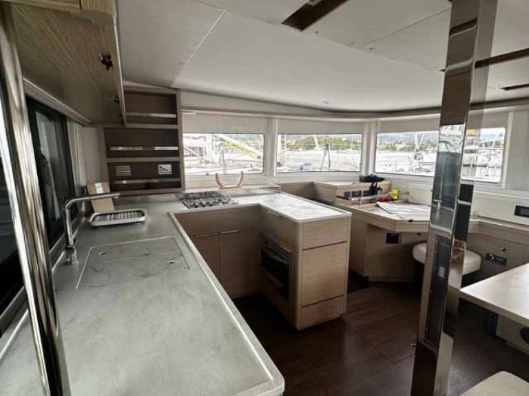 YachtCharter in Golfo Aranci - Lagoon Lagoon 46 auf SamBoat