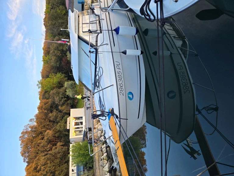 Jeanneau Merry Fisher 795 Series2 mieten Pula