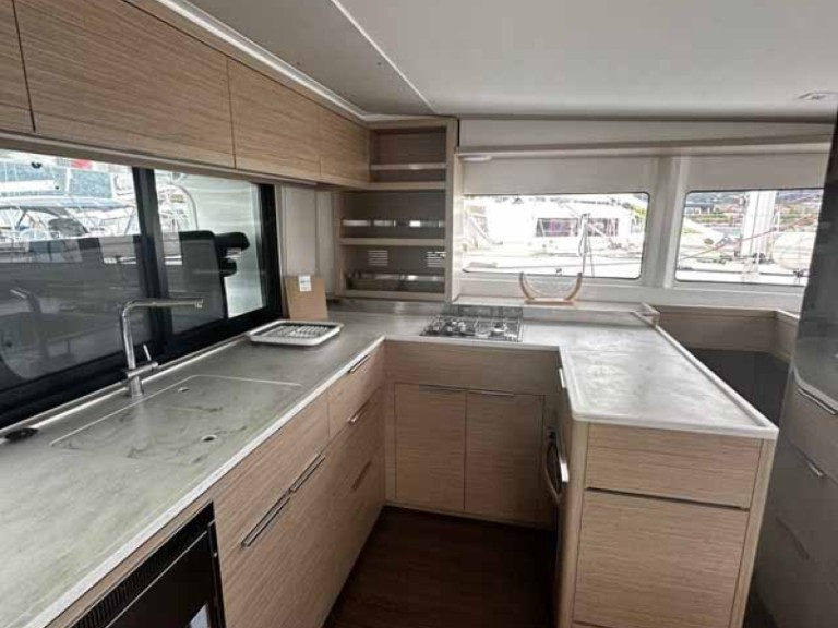 Ein Lagoon Lagoon 46 mieten in Golfo Aranci