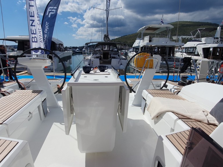 Vermietung Segelboot Bénéteau mit Führerschein