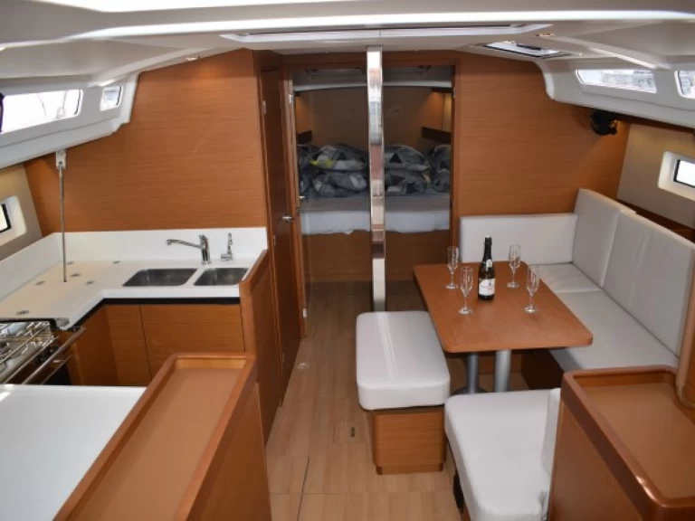 Bootsverleih Jeanneau Sun Odyssey 440 Sukošan Samboat
