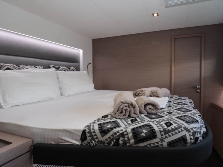 Ein Fountaine Pajot Fountaine Pajot 47 TANNA LUX (GEN,AC,WATERMAKER) mieten in Lefkáda