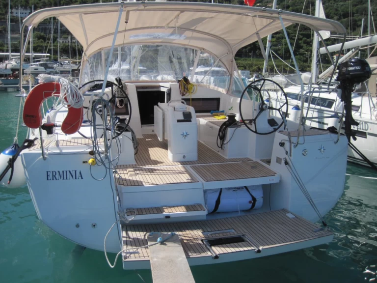YachtCharter in Capo d'Orlando - Jeanneau Sun Odyssey 440 auf SamBoat