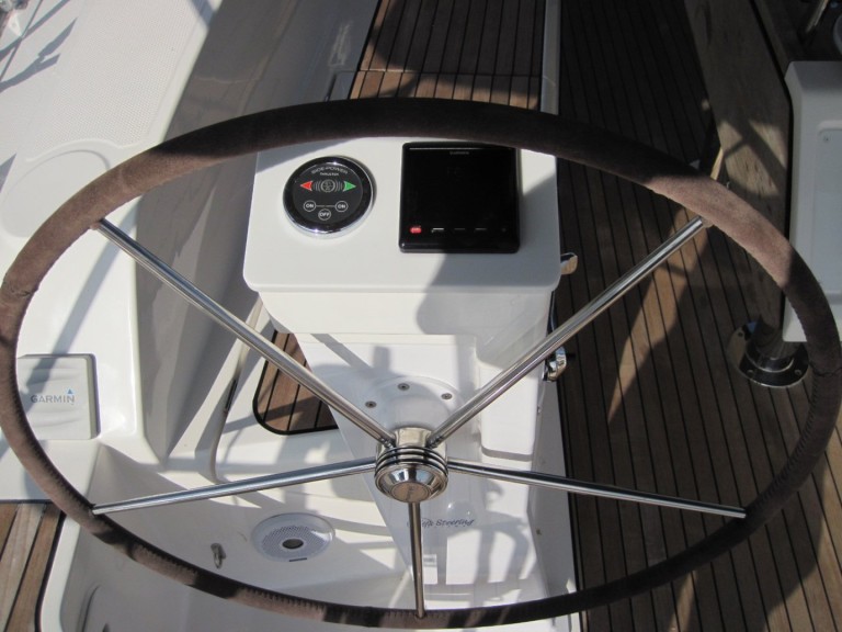 Ein Bavaria Cruiser 41 mieten in Capo d'Orlando