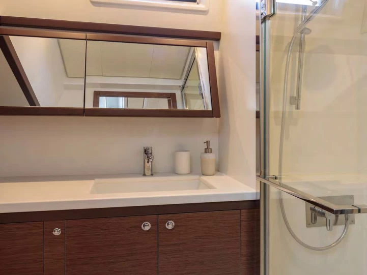 Boot mieten Lavrion günstig Lagoon 52 F