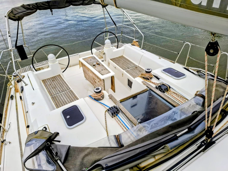 YachtCharter in Arzal - Dufour Dufour 450 Grand Large auf SamBoat