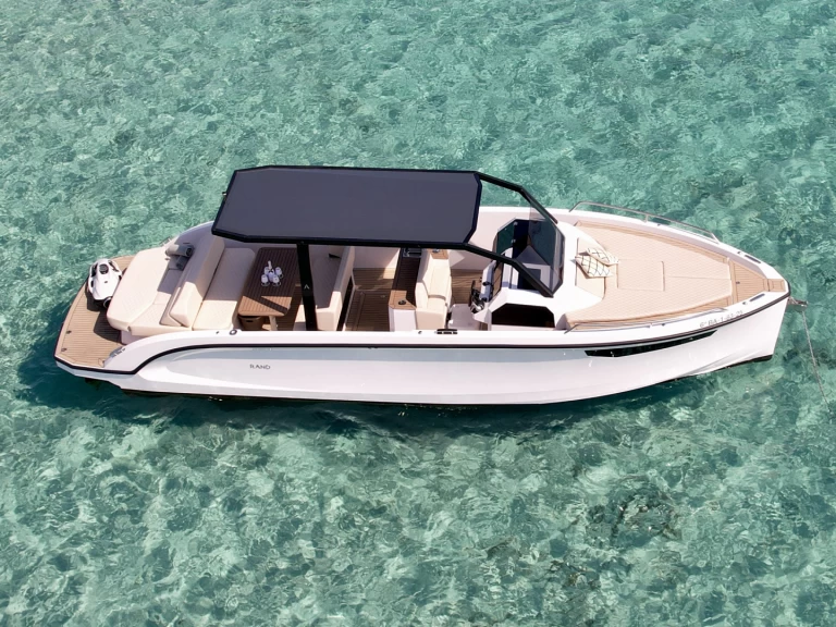 YachtCharter in Marina Ibiza - Rand Archipelago 32 auf SamBoat