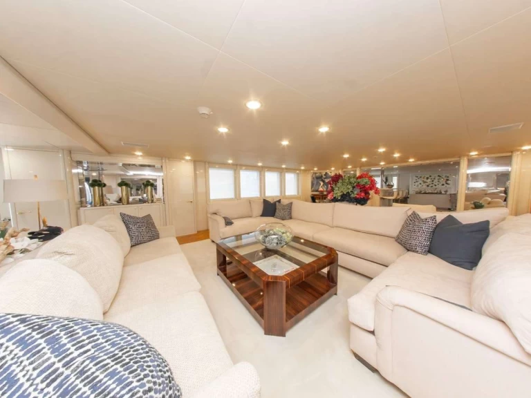 Oceanfast YCM FIFTY mieten St. Martin