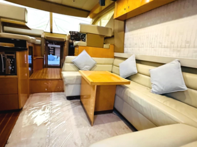 Bootsverleih Gulf Craft - Majesty Yachts Majesty 44 Dubai Marina Samboat