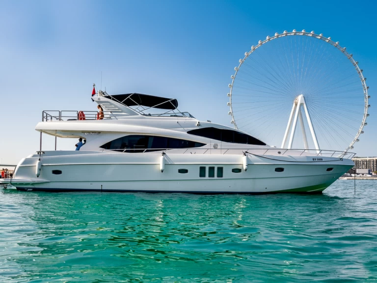 YachtCharter in Dubai Marina - Gulf Craft Majesty 77ft auf SamBoat
