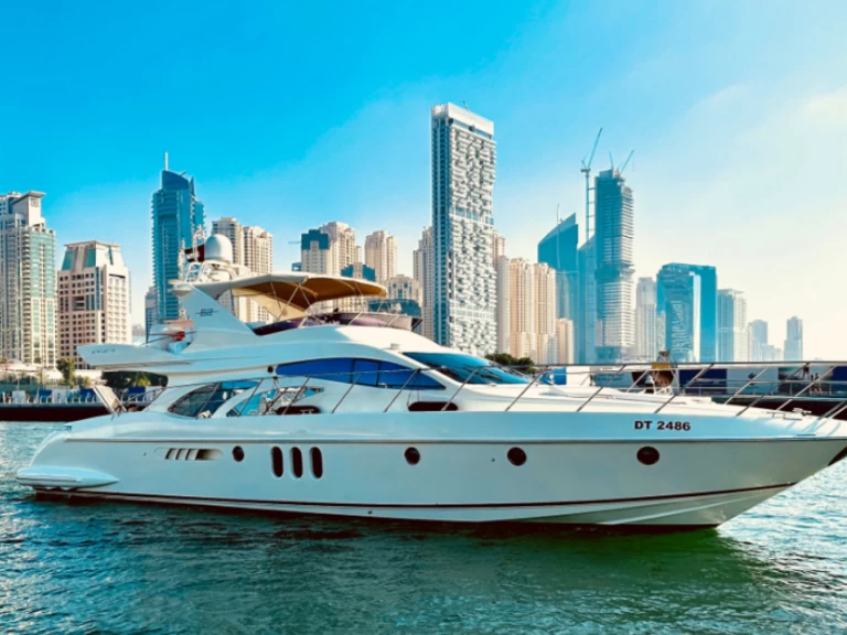 Azimut Azimut 62 Fly mieten Dubai Marina