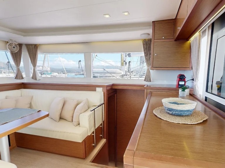 Katamaran mit oder ohne Skipper Lagoon mieten in Perigiali