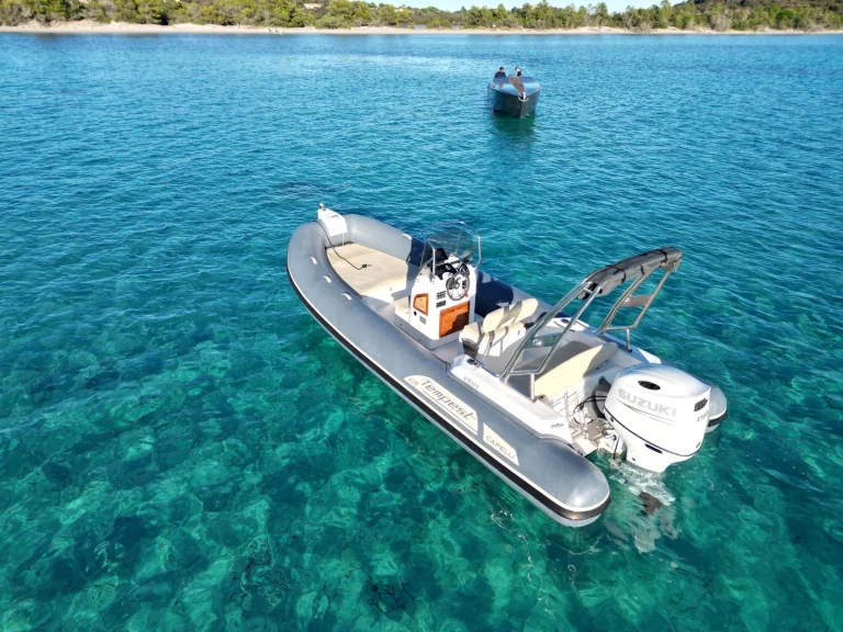 YachtCharter in Porto-Vecchio - Capelli Capelli 626 Luxe auf SamBoat